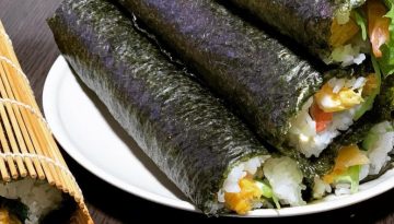 eho-maki sushi roll